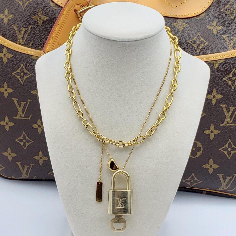 Authentic Louis Vuitton Padlock w/Unbranded Stainless Steel Gold Plated Chain